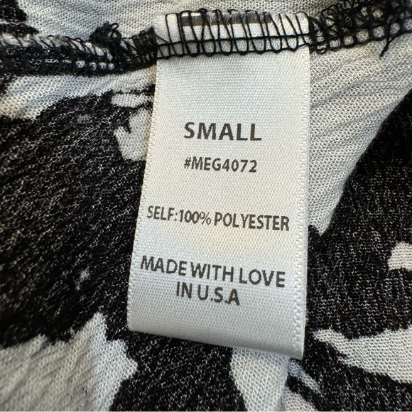 Meghan Los Angeles women size small, flowy 3/4 sleeve - Picture 8 of 9